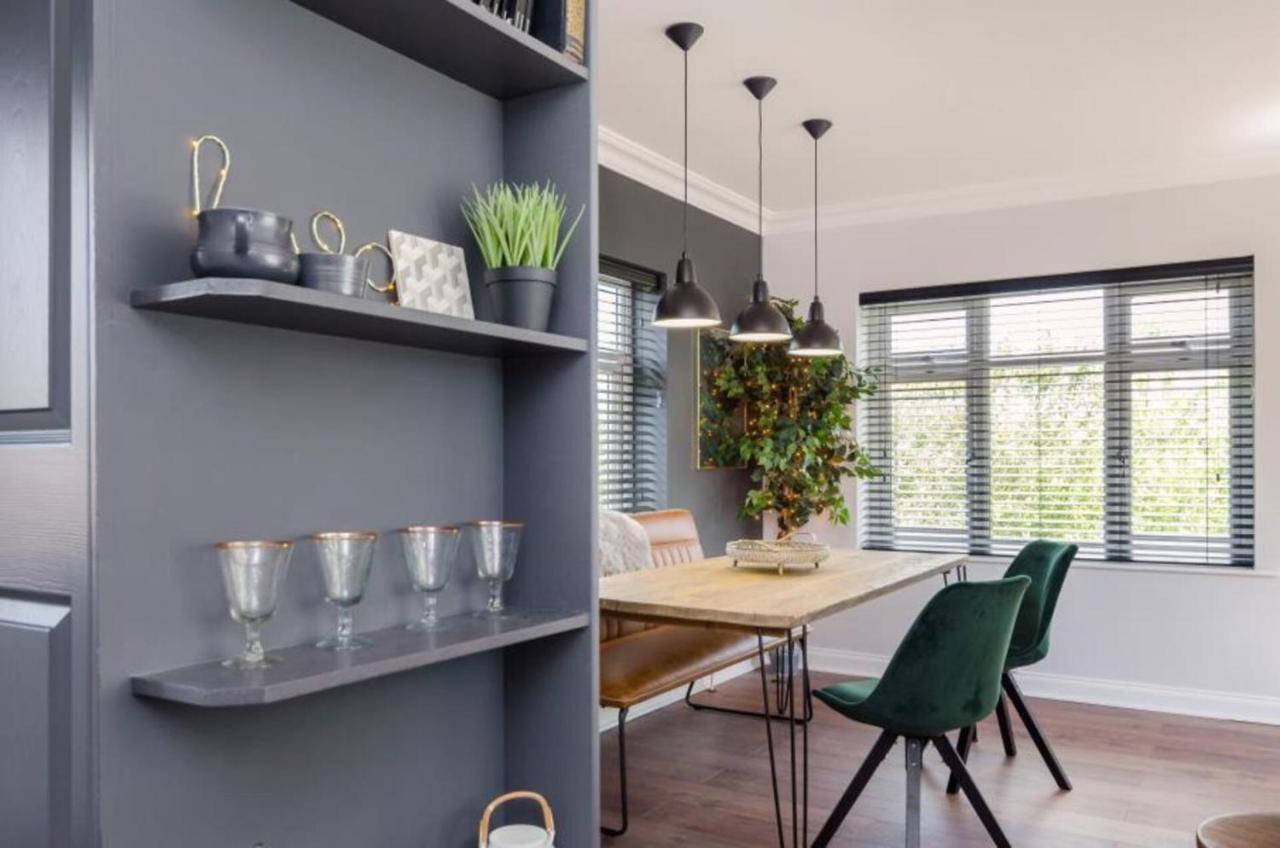 Time Is Now! Beautiful Apartment In يورك المظهر الخارجي الصورة